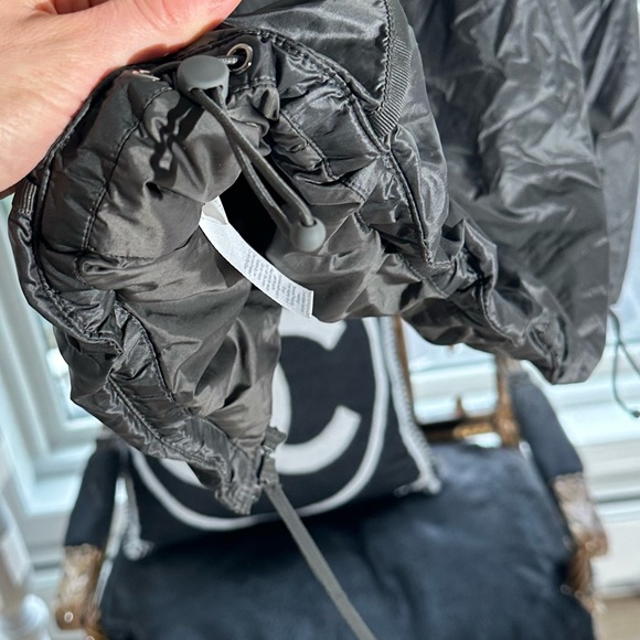 Athleta Dark Green Shimmer Packable Adjustable insulated Parka 💚✈️⛰️🚵‍♀️ - Picture 12 of 13